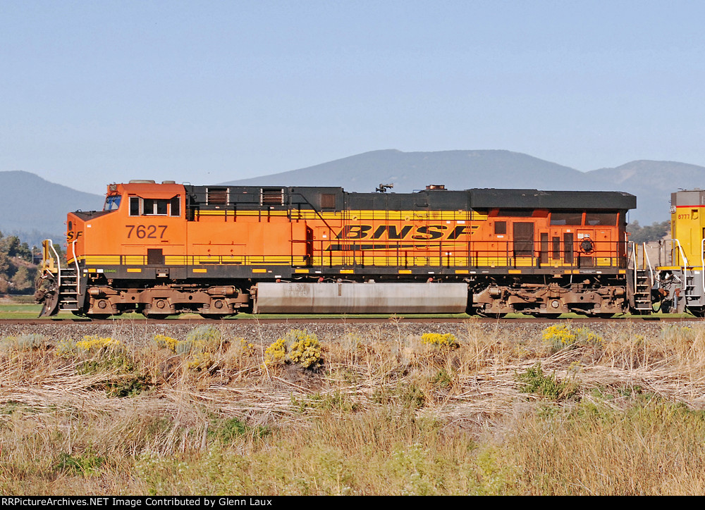 BNSF 7627